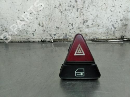 Used Warning switch MERCEDES-BENZ A-CLASS (W168) A 140 (168.031, 168.131) (82 hp) 26255679