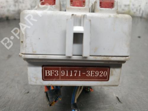 Fuse box KIA SORENTO I (JC) 2.5 CRDi 4WD | BP27402289E1 