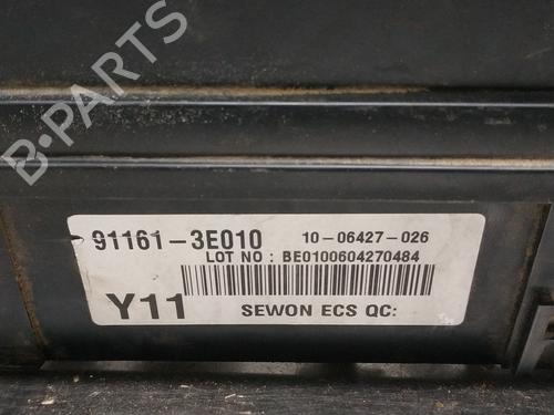 Fuse box KIA SORENTO I (JC) 2.5 CRDi 4WD | BP27402302E1 