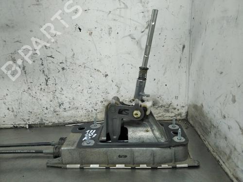 Used Gear lever VW PASSAT B6 (3C2) 2.0 TDI 16V 4motion (140 hp) 27401107