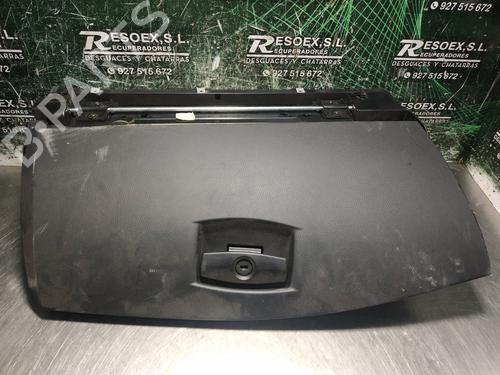 Used Glove box BMW 5 (E60) 525 d (177 hp) 9366245