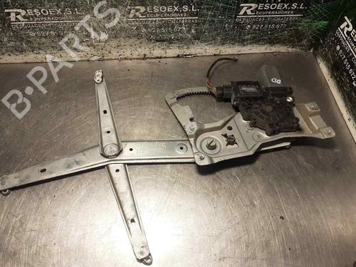 Used Front right window mechanism OPEL ASTRA F Saloon (T92) 1.6 i 16V (F19, M19) (100 hp) 8196231