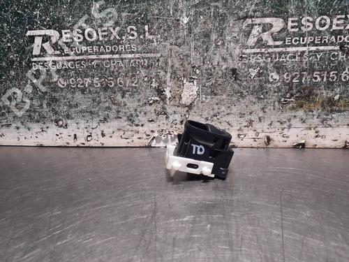 Right rear window switch MERCEDES-BENZ C-CLASS (W203) C 220 CDI (203.008) | BP8423579I28 