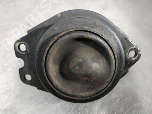 Used Engine mount RENAULT LAGUNA II Grandtour (KG0/1_) 1.9 dCi (125 hp) 27400151