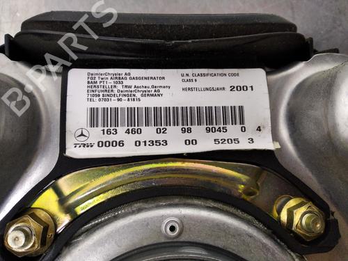 Driver airbag MERCEDES-BENZ M-CLASS (W163) ML 270 CDI (163.113) | BP26246378C9 