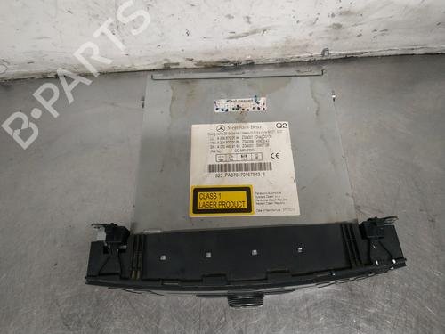 Radio MERCEDES-BENZ C-CLASS (W204) C 200 Kompressor (204.041) | BP26253736E6 