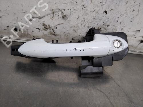 Used Front left exterior door handle KIA CEED Sportswagon (CD) 1.6 CRDi 115 (116 hp) 26246298