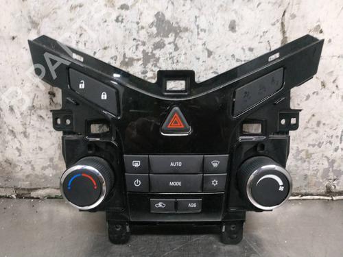 Used Climate control CHEVROLET CRUZE Hatchback (J305) 2.0 CDI (163 hp) 27402199