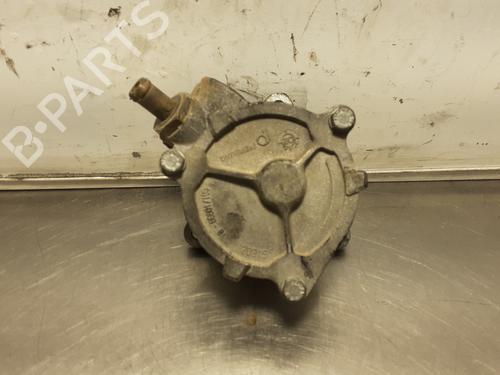 Used Vacuum pump FIAT STILO (192_) 1.9 JTD (192_XE1A) (115 hp) 27399951