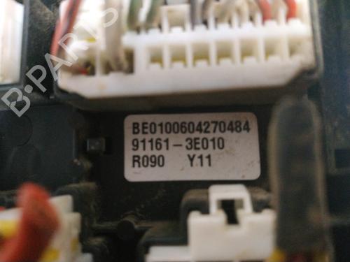 Fuse box KIA SORENTO I (JC) 2.5 CRDi 4WD | BP27402302E1 