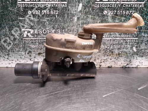 Used Brake master cylinder CHRYSLER VOYAGER / GRAND VOYAGER III (GS_, NS_) 2.4 i (151 hp) 9419024