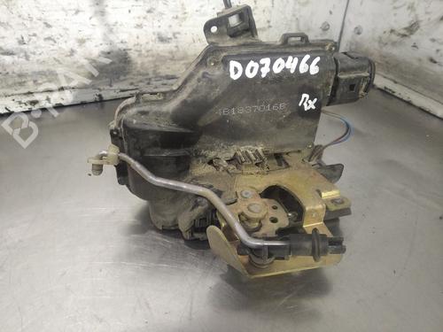Front right lock AUDI A6 C5 (4B2) 2.5 TDI | BP26247049C97 