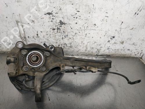 Used Right front steering knuckle MITSUBISHI GALANT VIII (EA_) 2.0 TDI (EA6A) (90 hp) 26263596