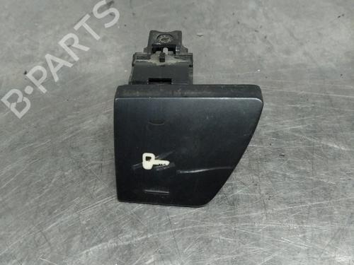 Used Switch PEUGEOT 307 SW (3H) 2.0 HDI 90 (90 hp) 26256921
