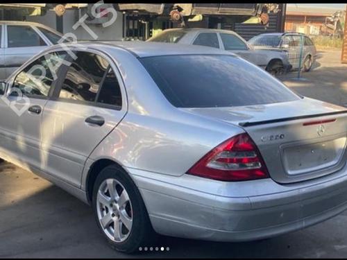 Venstre foran invendig håndtak MERCEDES-BENZ C-CLASS (W203) C 220 CDI (203.008) | BP26253957I13 