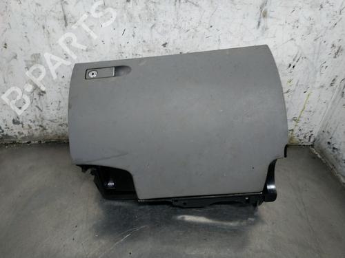 Used Glove box MERCEDES-BENZ C-CLASS (W204) C 200 CDI (204.007, 204.006) (136 hp) 26264915