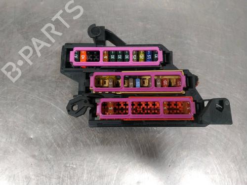 Used Fuse box AUDI A1 (8X1, 8XK) 1.0 TFSI (95 hp) 26266355