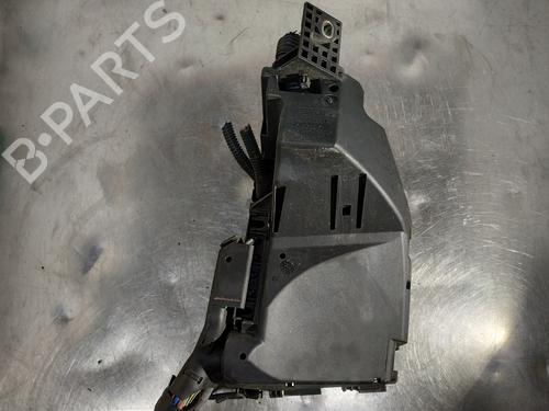 Fuse box FORD MONDEO III (B5Y) 2.0 16V | BP26246568E1 