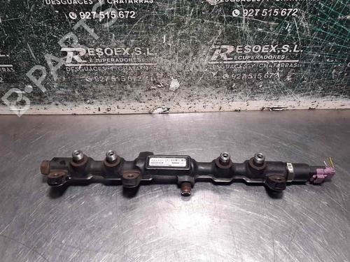 Used Injection rail FORD MONDEO III Turnier (BWY) 2.0 16V TDDi / TDCi (115 hp) 8133268
