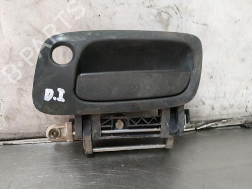 Used Front left exterior door handle OPEL ZAFIRA A MPV (T98) 2.0 DI 16V (F75) (82 hp) 26257194