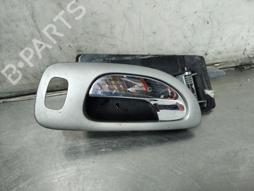 Used Rear left interior door handle PEUGEOT 307 SW (3H) 2.0 HDI 90 (90 hp) 26256915