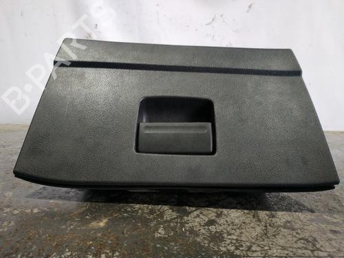 Used Glove box FORD MONDEO III (B5Y) 2.0 16V (146 hp) 26246760