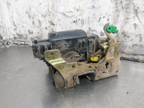 Front right lock RENAULT MASTER II Platform/Chassis (ED/HD/UD) 2.5 dCi 100 (ED4V, ED8V) | BP26263957C97 