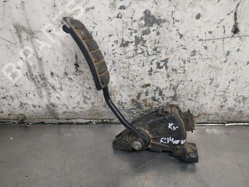Used Pedal RENAULT MASTER II Platform/Chassis (ED/HD/UD) 2.5 dCi 100 (ED4V, ED8V) (99 hp) 26263952