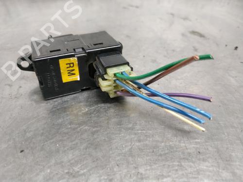 Right rear window switch DAEWOO NUBIRA Saloon (J100) 1.6 16V | BP26262838I28 