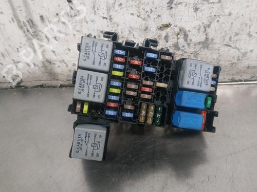 Used Fuse box RENAULT CLIO IV (BH_) 1.5 dCi 75 (75 hp) 27401897
