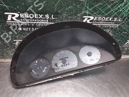 Used Instrument cluster FIAT PUNTO (188_) 1.2 16V 80 (188.233, .235, .253, .255, .333, .353, .639,... (80 hp) 8040129