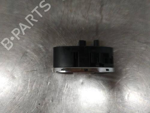 Right rear window switch MERCEDES-BENZ E-CLASS (W211) E 320 CDI (211.026) | BP26267110I28 
