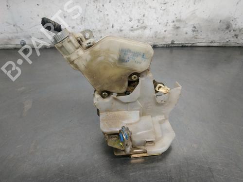 Used Rear left lock NISSAN X-TRAIL I (T30) 2.2 dCi 4x4 (136 hp) 26254525