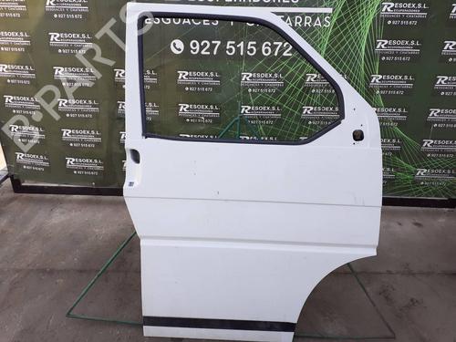 Used Right front door VW TRANSPORTER T4 Van (70A, 70H, 7DA, 7DH) 1.9 TD (68 hp) 8039557