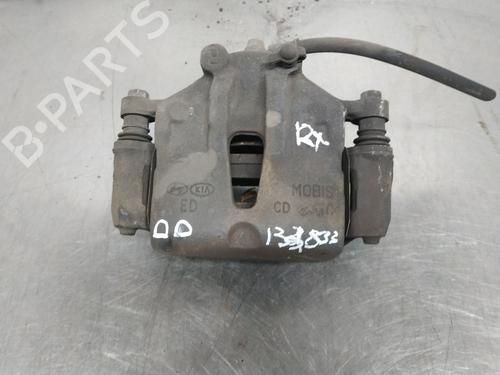 Used Right front brake caliper HYUNDAI i30 (FD) 1.6 CRDi (116 hp) 27401220