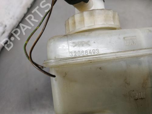 Brake master cylinder BMW 5 (E39) 523 i | BP26254175M77 
