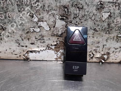 Used Warning switch MERCEDES-BENZ C-CLASS (W204) C 220 CDI (204.008) (170 hp) 9709122