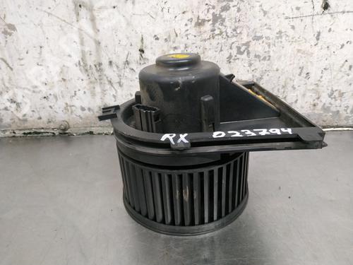 Varmeblæser SEAT TOLEDO I (1L2) 1.9 TDI (90 hp) 27401989