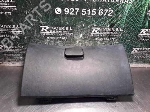 Used Glove box HYUNDAI H-1 / STAREX Bus (A1) 2.5 D (78 hp) 9622589