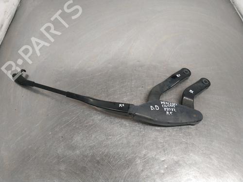 Front windshield wiper arm MERCEDES-BENZ E-CLASS T-Model (S211) E 320 T CDI (211.226) | BP26267567C143 
