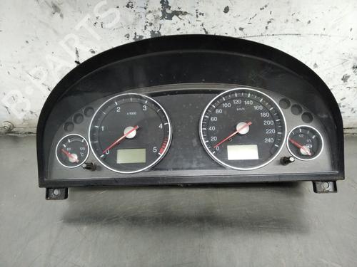 Used Instrument cluster FORD MONDEO III (B5Y) 2.0 16V (146 hp) 26257244