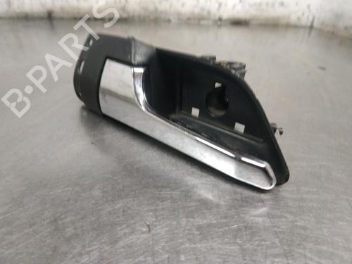 Venstre foran invendig håndtak OPEL ASTRA H GTC (A04) 1.7 CDTi (L08) (101 hp) 27401622