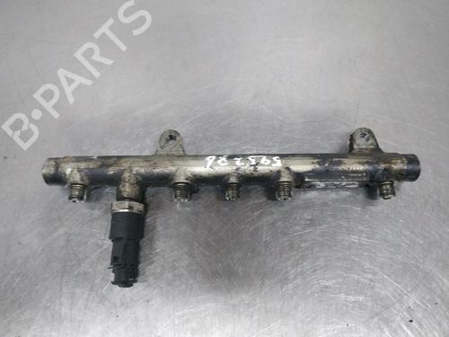 Fordelerrør RENAULT LAGUNA I (B56_, 556_) 1.9 dCi (B56W) (107 hp) 26256570