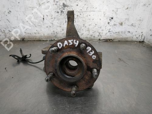 Used Left front steering knuckle FORD MONDEO III (B5Y) 2.0 16V (146 hp) 26263337