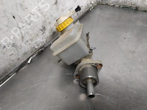 Brake master cylinder FIAT PUNTO (176_) 60 1.2 | BP27402331M77 
