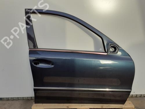 Used Right front door MERCEDES-BENZ E-CLASS (W211) E 220 CDI (211.006) (150 hp) 27400061