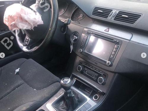 Venstre hjullejehus spindel VW PASSAT B6 (3C2) 2.0 TDI 16V 4motion | BP27401117M27 