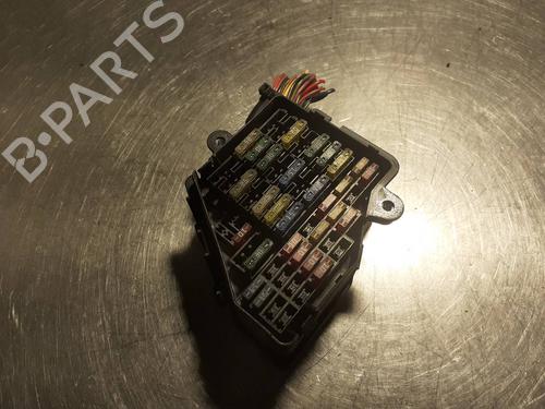 Used Fuse box AUDI A4 B7 (8EC) 2.5 TDI (163 hp) 8377404