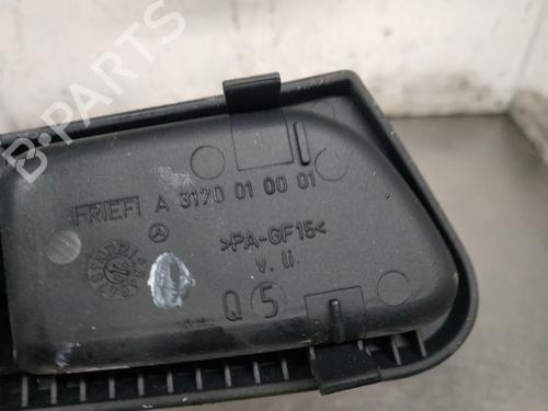 Venstre foran invendig håndtak MERCEDES-BENZ C-CLASS (W203) C 220 CDI (203.008) | BP26254493I13 