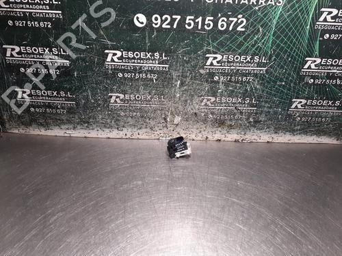 Right rear window switch MERCEDES-BENZ C-CLASS (W203) C 220 CDI (203.008) | BP8423579I28 